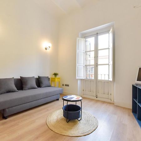 New! Bohemian Center Apartment Севілья Екстер'єр фото
