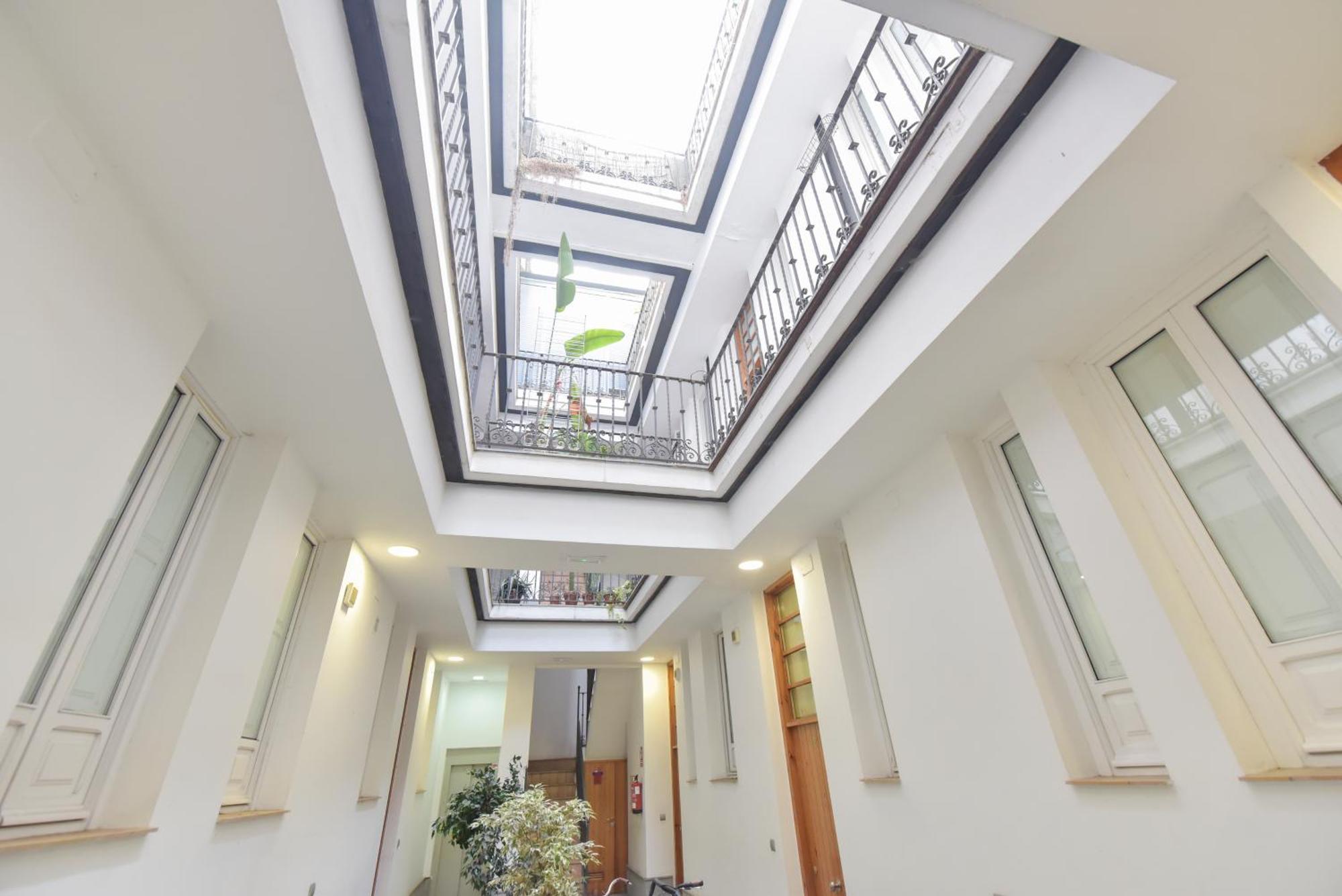 New! Bohemian Center Apartment Севілья Екстер'єр фото