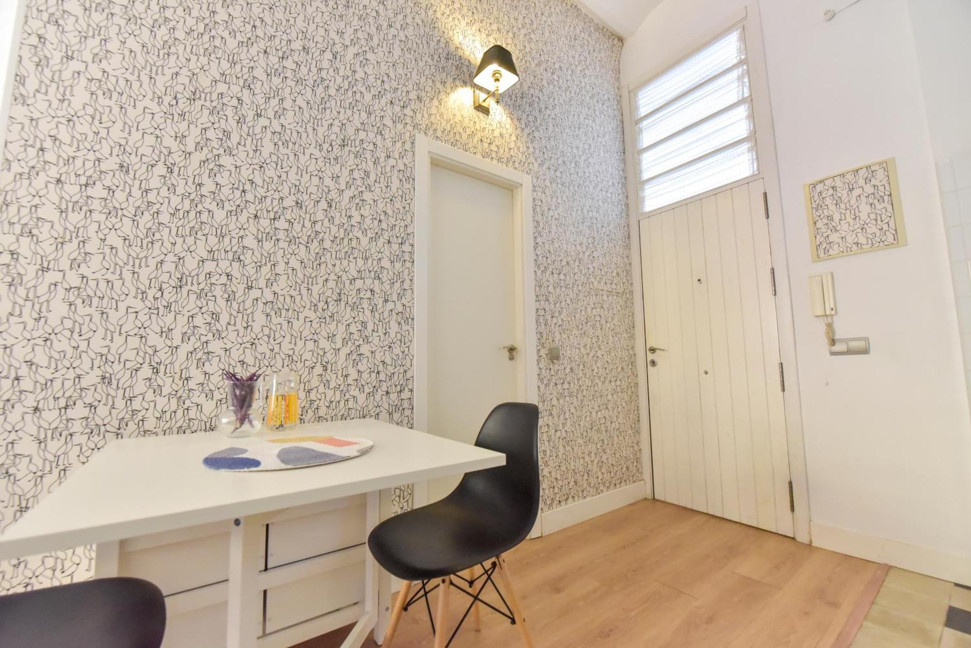 New! Bohemian Center Apartment Севілья Екстер'єр фото